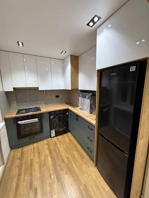 Фото 1 2-комн. квартира в Новомосковская