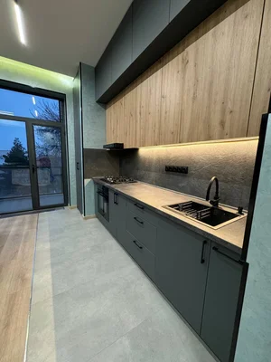 Фото 1 2-комн. квартира в Центр Луначарского