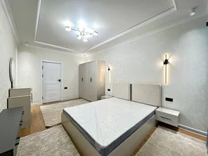 Фото 2 3-комн. квартира в Парламент