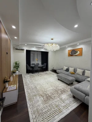 Фото 1 3-комн. квартира в Мирабадский район