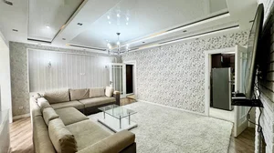 Фото 3 2-комн. квартира в Дружба Народов